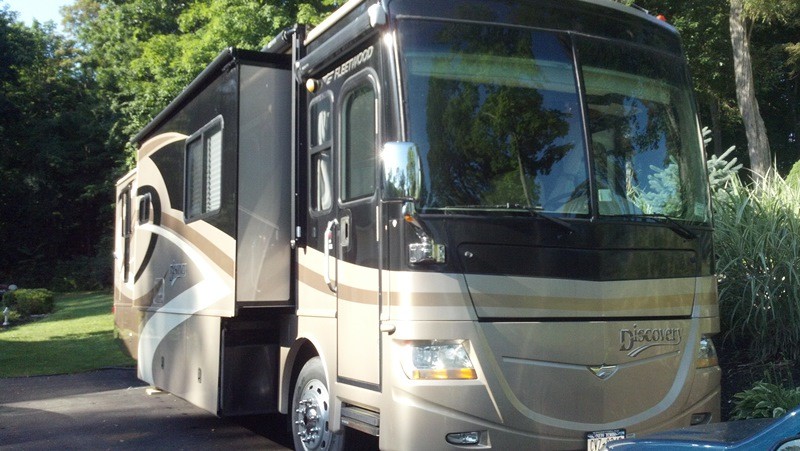 2007 Fleetwood Discovery 39S - 001