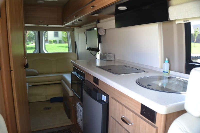 2013 Winnebago Era 70X, PHOTOS, Details, Brochure, Floorplan