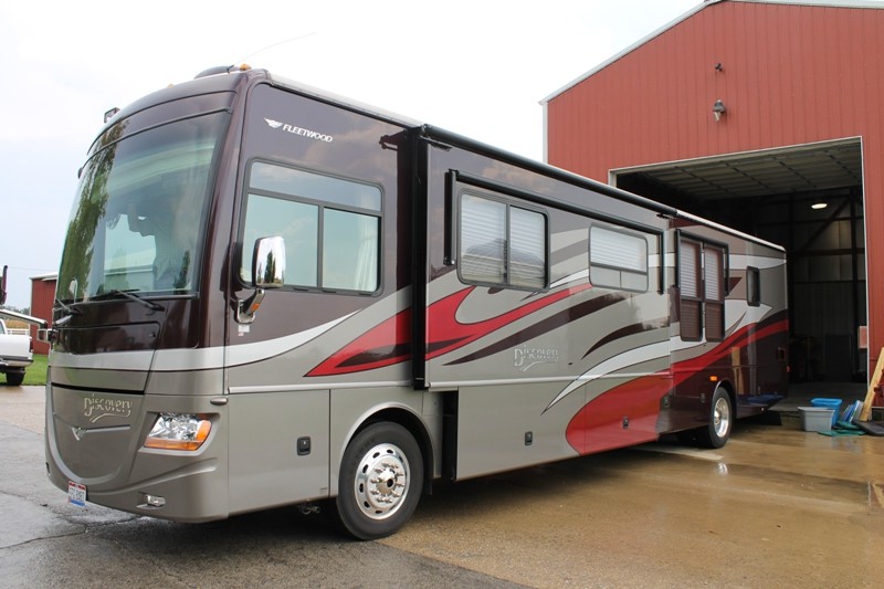 2008 Fleetwood Discovery 40X -001