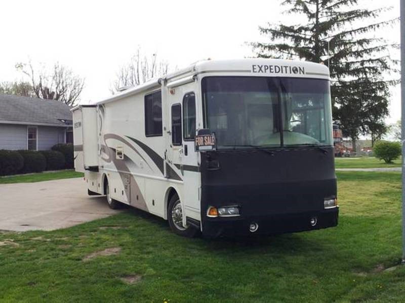 2001 Fleetwood Expedition 36T - 002