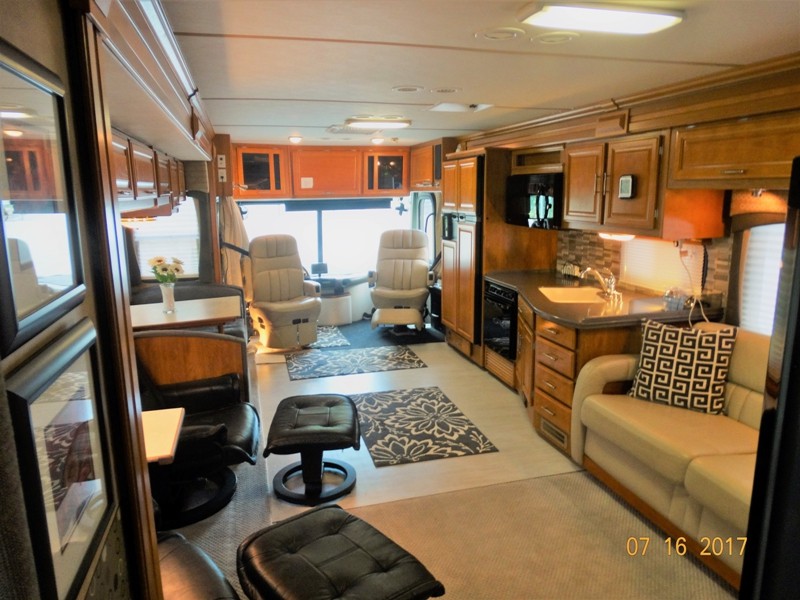 2007 Fleetwood Discovery 40X - 007