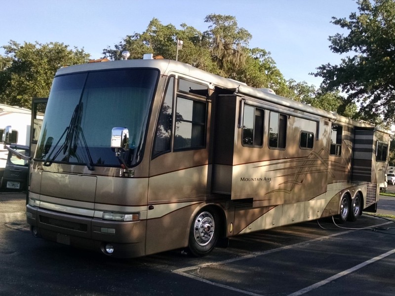 2002 Newmar Mountain Aire 4371 - 003