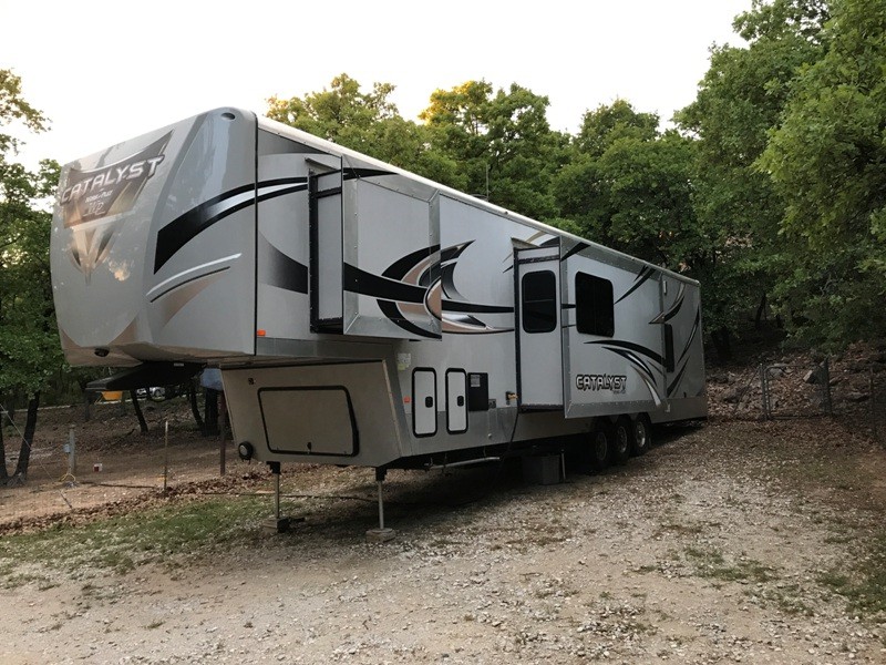 2014 Work And Play Catalyst 5th Wheel Toy Hauler Photos Details