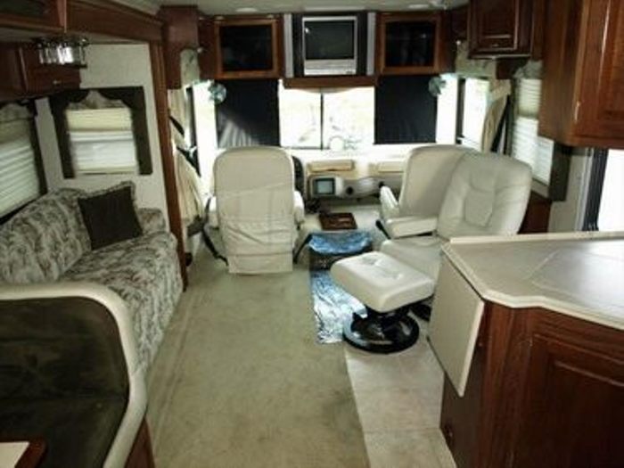 2004 National Dolphin RV FSBO in Shelby, Alabama