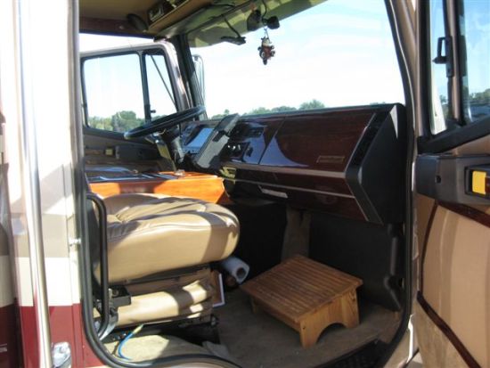 2001 Freightliner Sports Chassis - 2003 Newmar Mountaineer - Ocala, FLorida