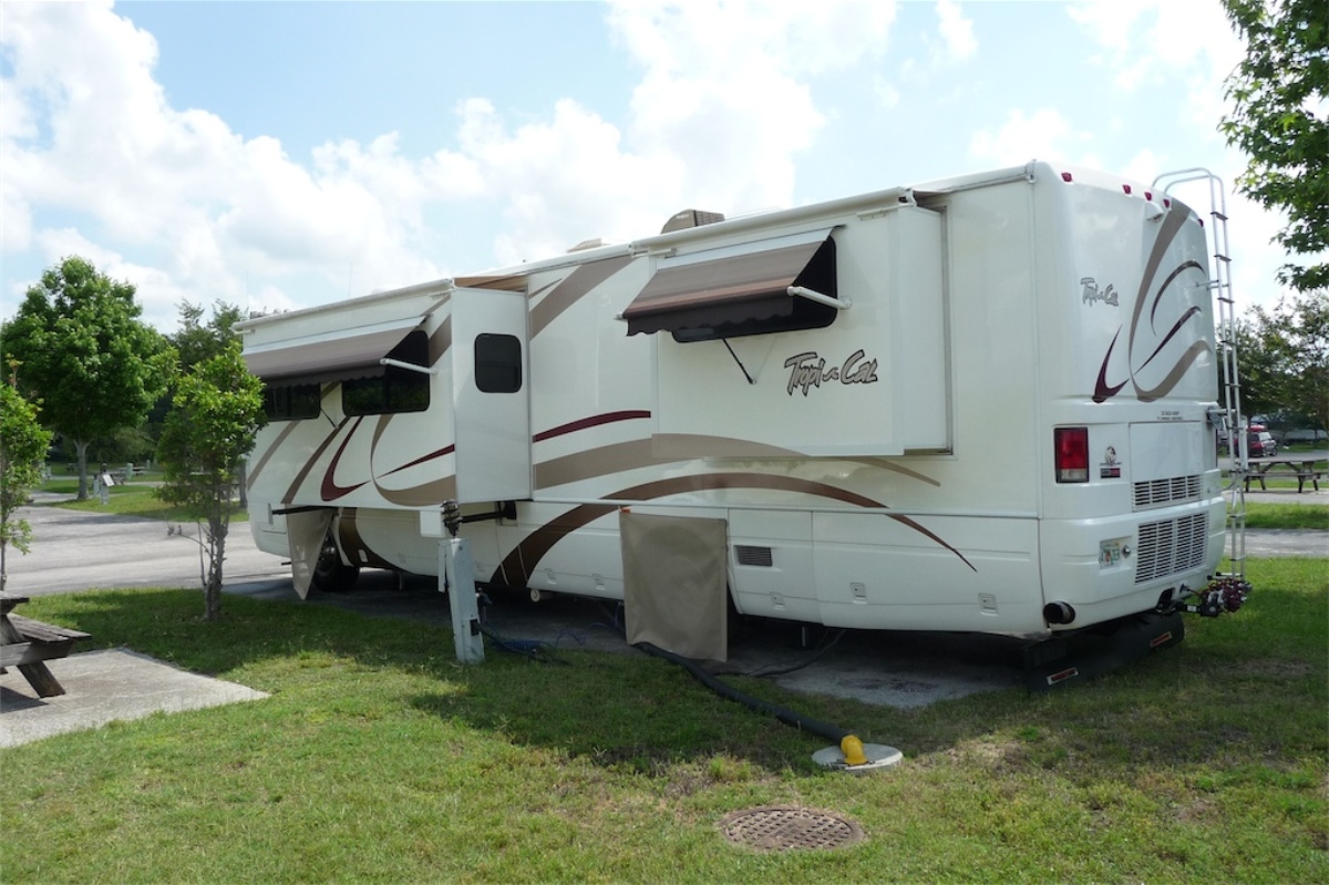 2004 National RV Tropical 37ft for sell in Sebring, FL Florida