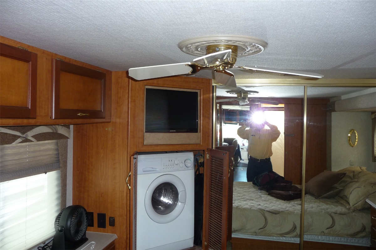 2004 National RV Tropical 37ft for sell in Sebring, FL Florida