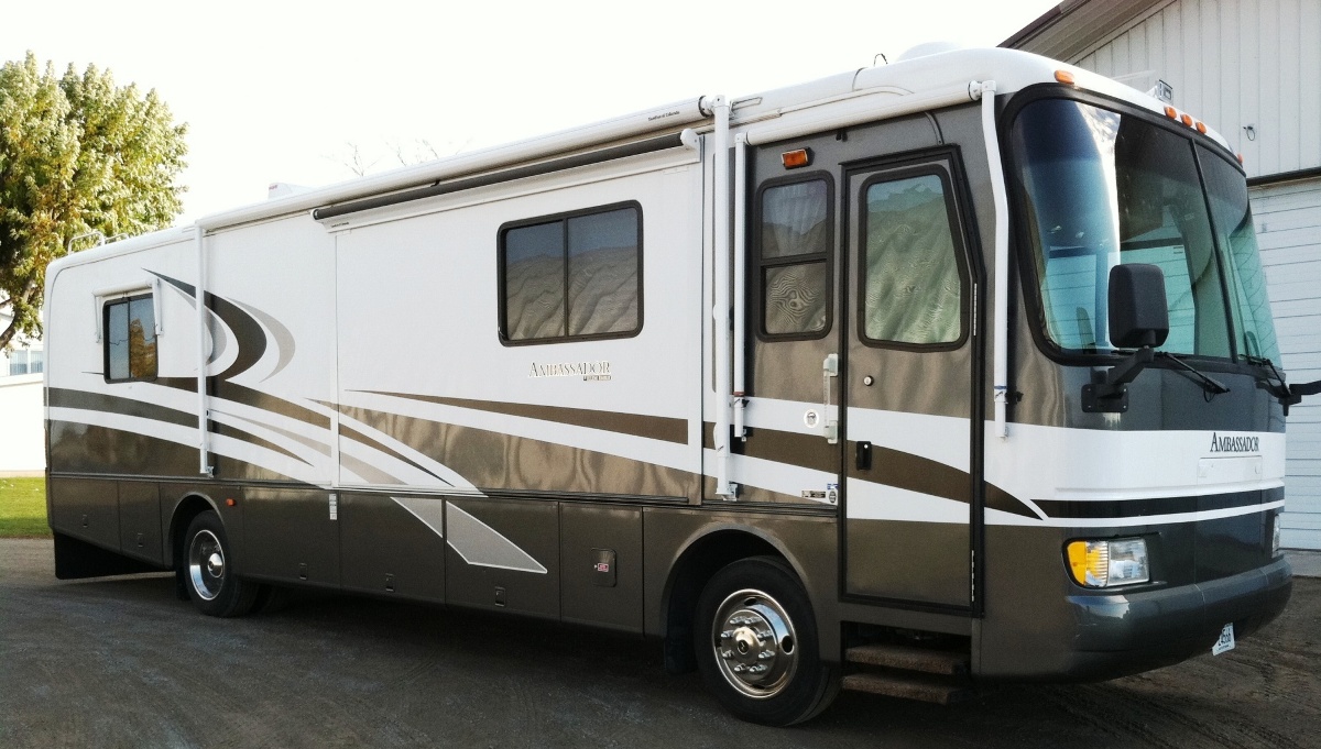 2003 Holiday Rambler Ambassador FSBO in Oshkosh, Wisconsin