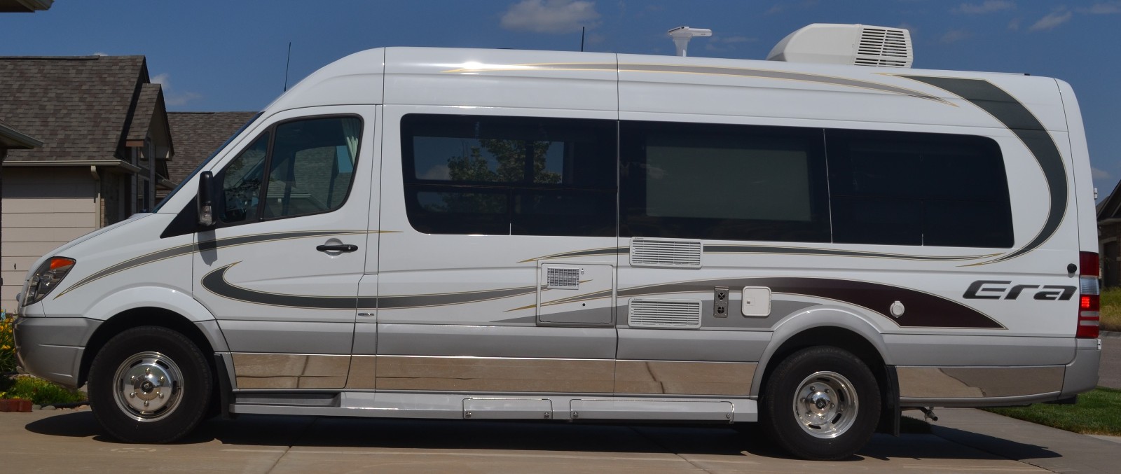 2013 Winnebago Era 70X Used Motorhomes and RVs for sale