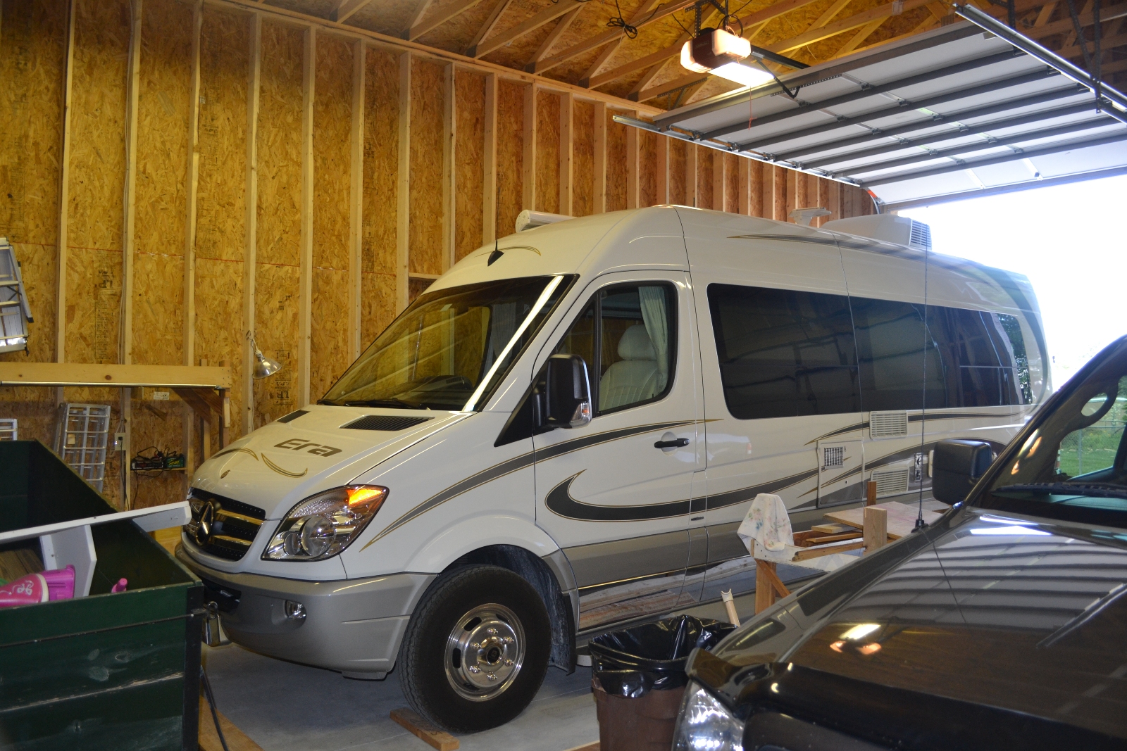 2013 Winnebago Era 70X Used Motorhomes and RVs for sale