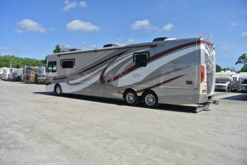 2012 Fleetwood Discovery 42M - 004