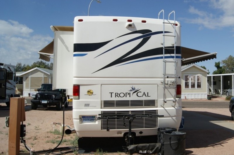 2005 National RV TropiCal T370 - 003