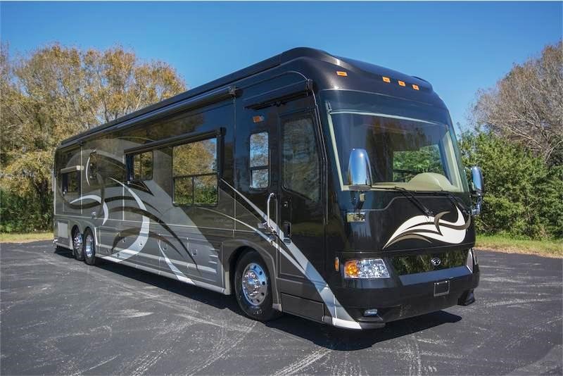 2009 Country Coach Intrigue 550 - 001