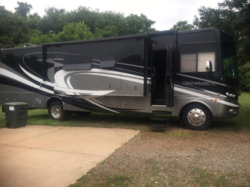 2015 Forest River Georgetown XL 377TS - 001