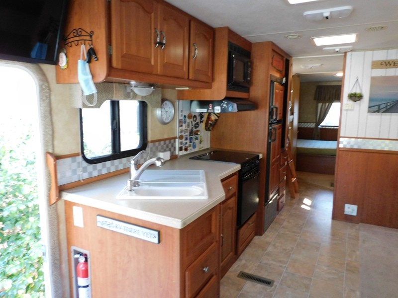 2006 Forest River Georgetown SE 350DS - 011
