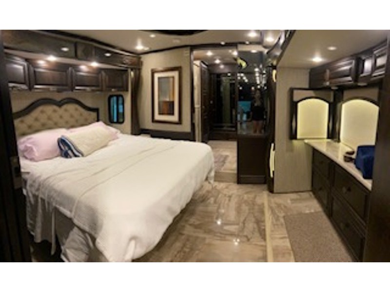 2016 Newmar London Aire 4553 - 010