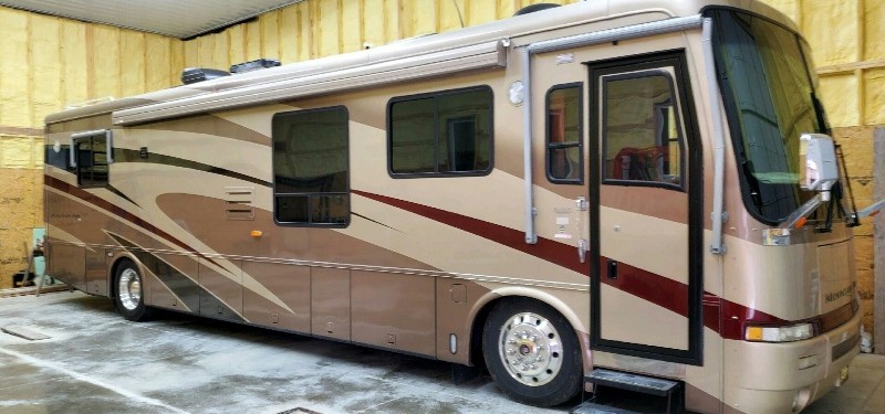 2002 Newmar Mountain Aire 3953 - 001