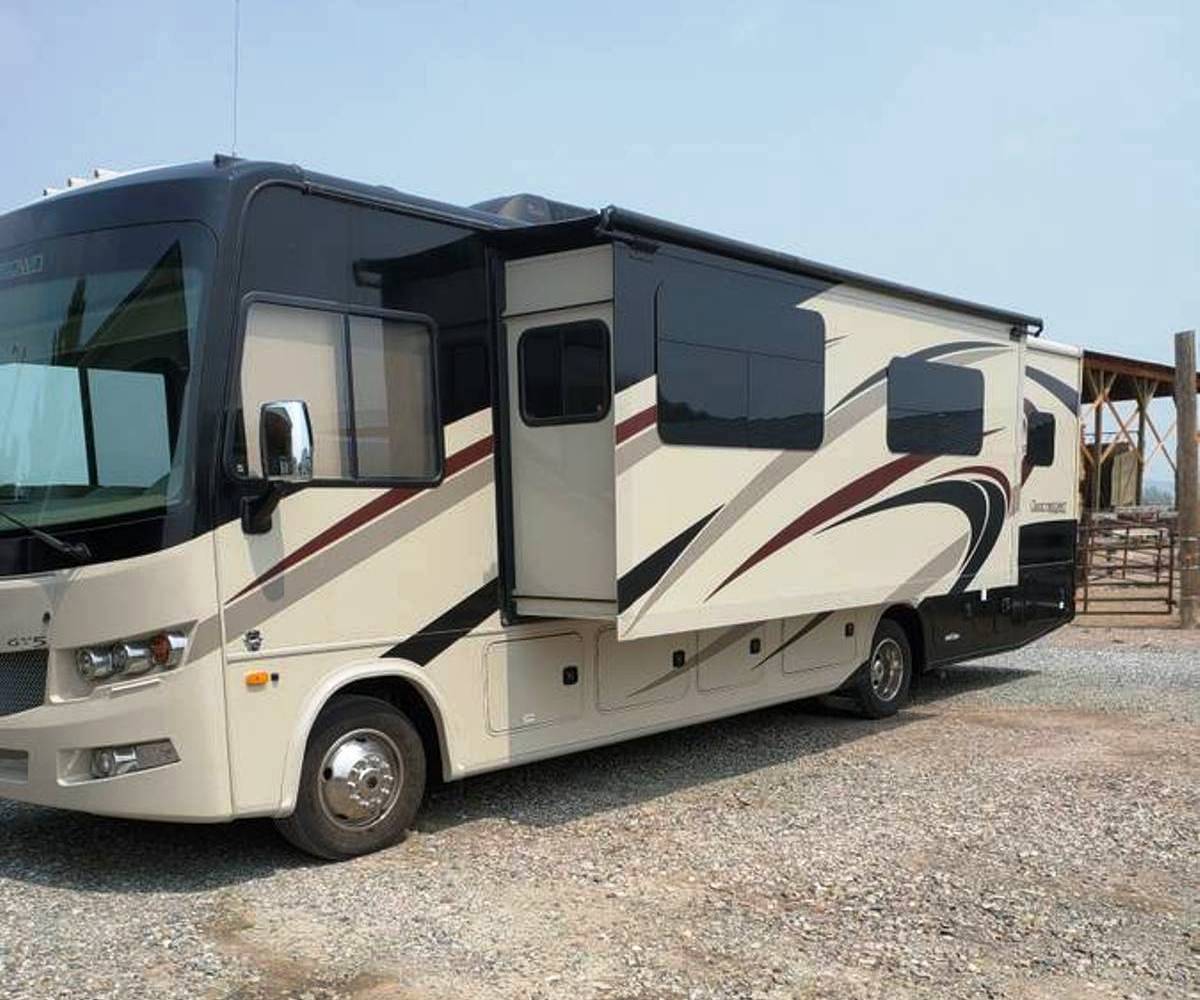 2018 Forest River Georgetown 31L5