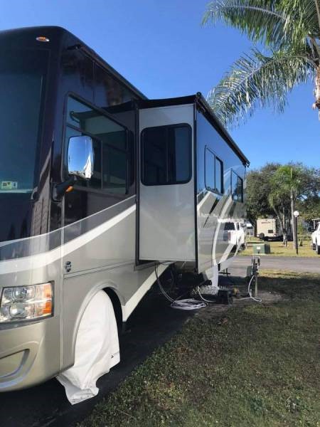 2016 Tiffin Allegro Open Road 32SA - 002