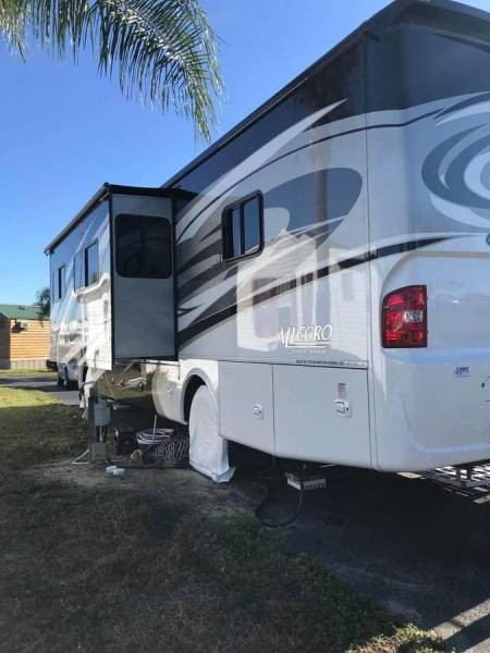 2016 Tiffin Allegro Open Road 32SA - 003