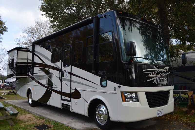 2011 Tiffin Allegro Open Road 32BA - 002